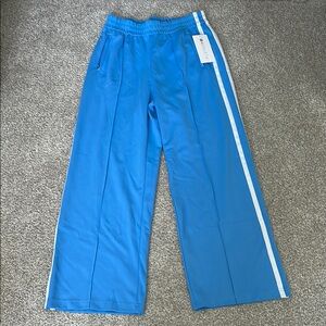 NWT- Athleta Tempo Wide Leg Track Pants